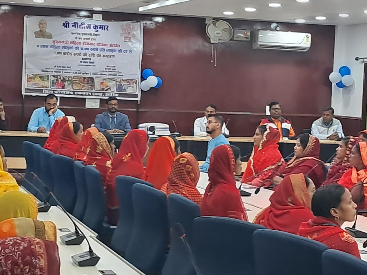मुख्यमंत्री महिला रोजगार योजना के तहत 10 लाख महिलाओं को मिली बड़ी सौगात, बिहार में ₹1,000 करोड़ की राशि ट्रांसफर