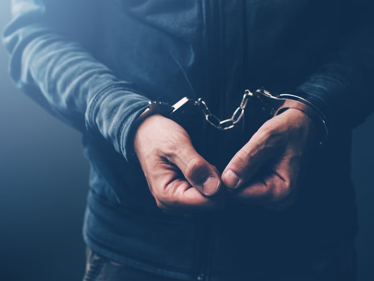 Araria News: जोगबनी सीमा पर नेपाल पुलिस की कार्रवाई: ₹2.5 लाख भारतीय मुद्रा के साथ एक नागरिक गिरफ्तार