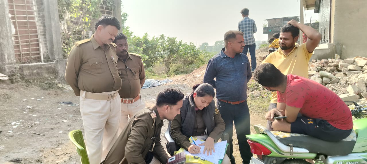 Araria News: अररिया में दिल दहला देने वाली घटना: भीख मांगने वाली महिला का अर्धनग्न शव मिला, पहचान नहीं, पोस्टमार्टम के लिए भेजा