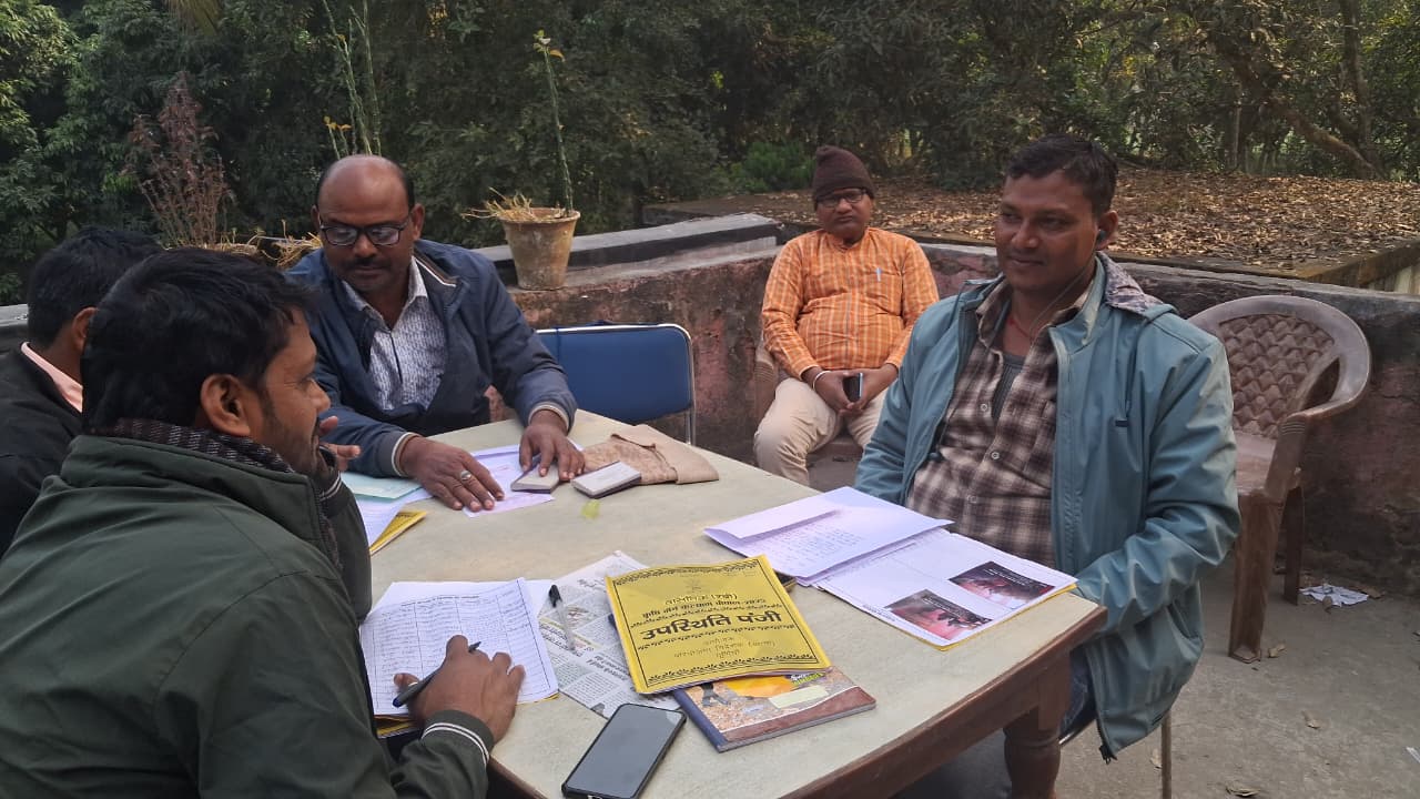 Purnia News: प्रखंड में उर्वरक माफिया पर कृषि अधिकारी की सख्ती: “महंगे दाम पर बेचा तो दुकान सील, लाइसेंस रद्द”