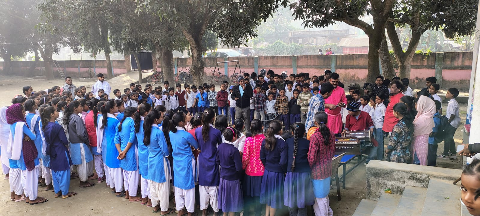 Purnia News: धमदाहा-भवानीपुर-रूपौली में बेटी बचाओ बेटी पढ़ाओ का धमाकेदार अभियान: महादलित बस्तियों में नुक्कड़ नाटक, गीत-संगीत से गूंजा संदेश