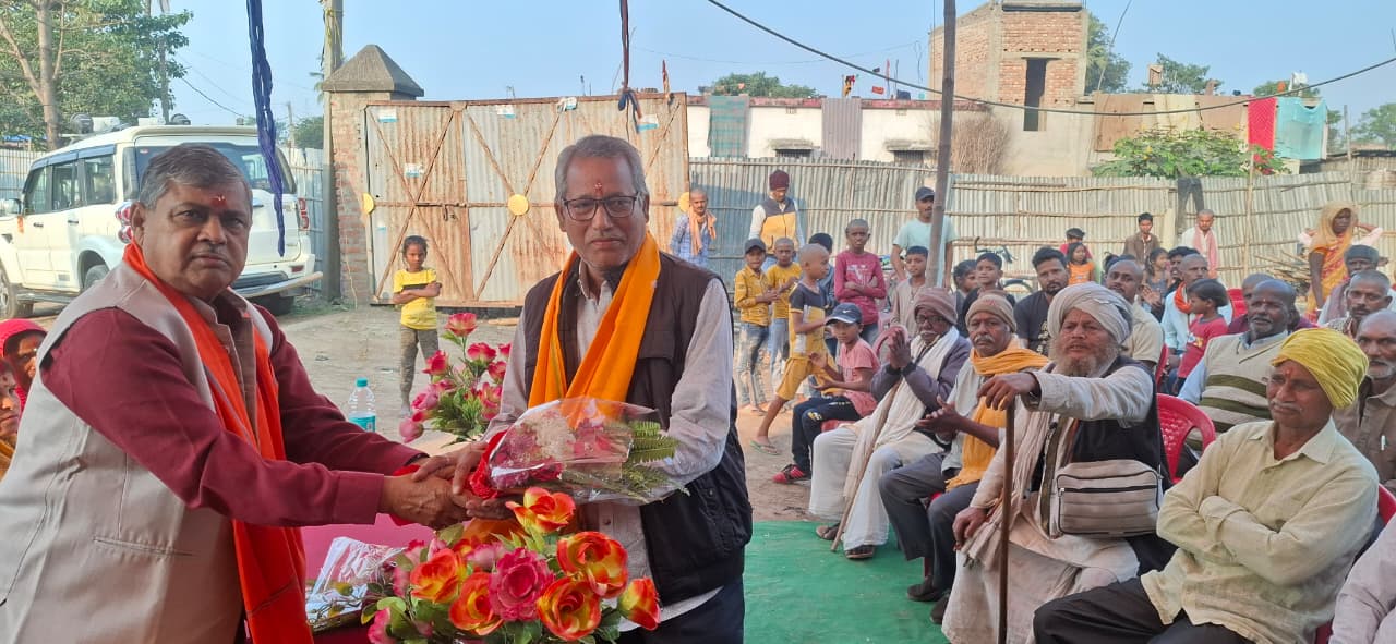 Purnia News: पूर्णिया ईस्ट ब्लॉक के बेगमबाद पैक्स में धान खरीद केंद्र का शुभारंभ: विधायक विजय खेमका ने 5 उन्नत किसानों को किया सम्मानित