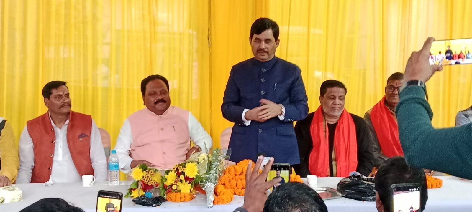 फारबिसगंज में भाजपा का अभिनंदन समारोह, सांसद प्रदीप सिंह और शाहनवाज हुसैन ने कार्यकर्ताओं में भरा जोश