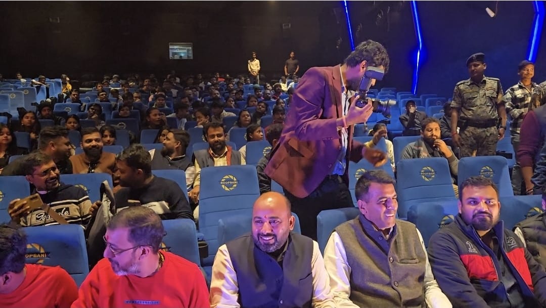पूर्णिया में ‘बॉर्डर 2’ टीज़र लॉन्च का ऐतिहासिक जश्न, महानगरों की सूची में जुड़ा शहर का नाम, सिनेमा मानचित्र पर मजबूत पहचान