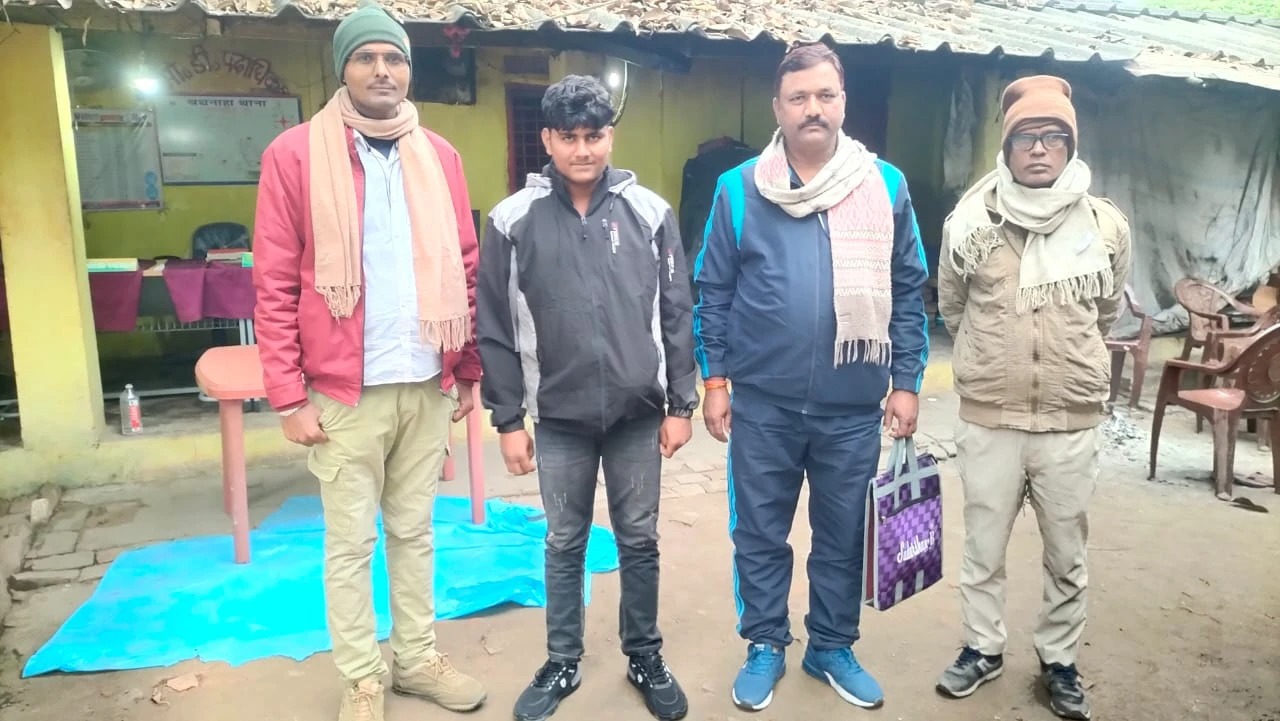 एसडीएम और एसडीपीओ की टीम पर पथराव का मामला; अन्य उपद्रवियों की तलाश में छापेमारी जारी