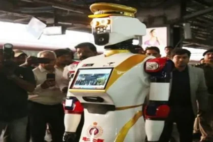 visakhapatnam-railway-station-humanoid-robot-asc-arjun