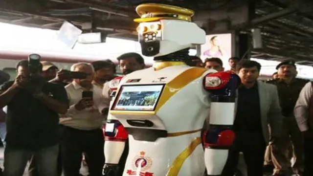 visakhapatnam-railway-station-humanoid-robot-asc-arjun