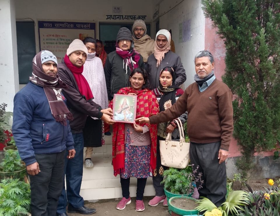 Araria News: अररिया में पं. रामदेनी तिवारी द्विजदेनी क्लब ने मनाया विश्व हिंदी दिवस