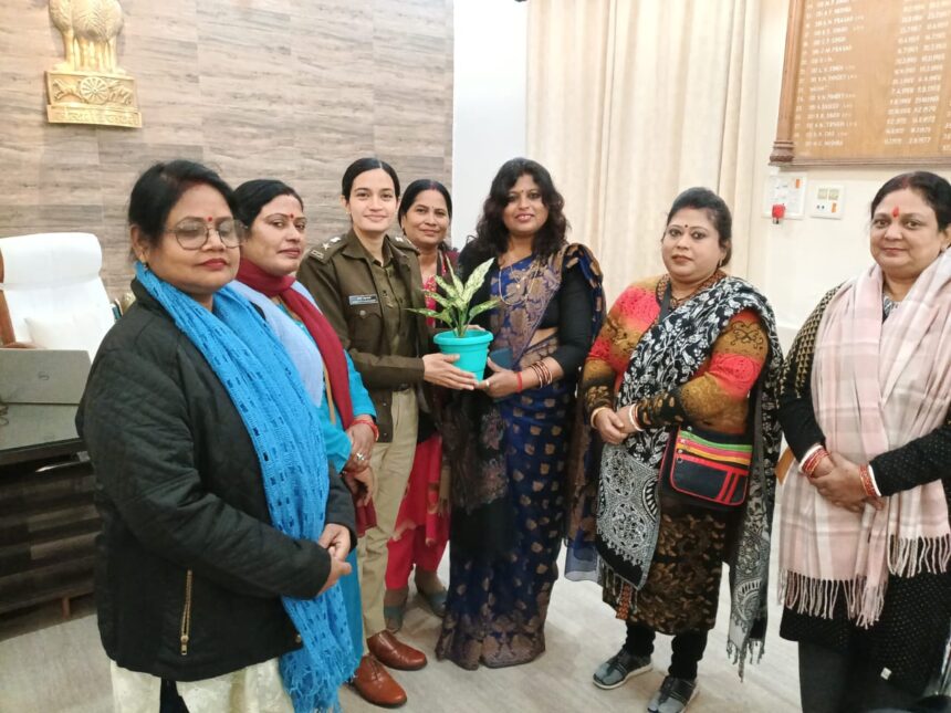 purnia-gangrape-case-social-women-met-sp-sweety-sherawat