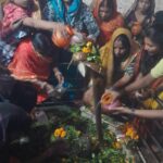 Crowds of devotees gathered at Mateshwardham on Naraka Nivaran Chaturdashi