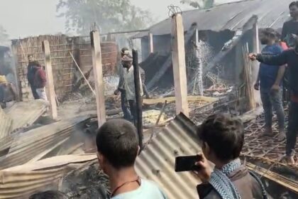 Massive fire in Phalka, Katihar: 14 families homeless, Rs 15 lakh collected for daughter's wedding reduced to ashes in a moment.