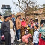 MP Pappu Yadav provides relief material and cash assistance to six families affected by the fire.