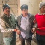 araria-revenue-employee-bribery-arrest-vigilance-2026