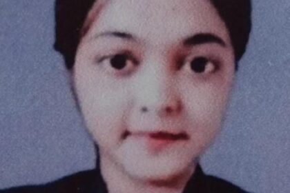 With moist eyes, a heartfelt tribute was paid to the young advocate late Muskan.