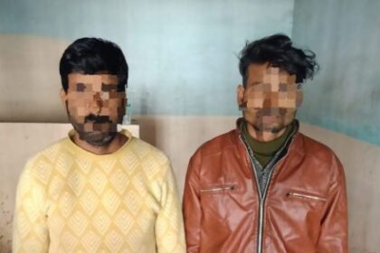 sadar-thana-police-arrested-two-accused-with-stolen-tiles-toto-purnia