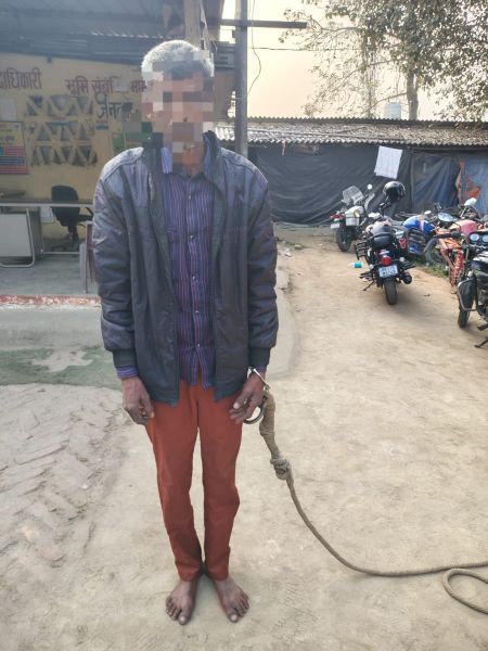 sadar-thana-police-arrested-two-accused-with-stolen-tiles-toto-purnia