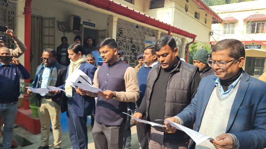 राष्ट्रीय सड़क सुरक्षा माह 2026: पूर्णिया में जिलाधिकारी ने 10 जागरूकता रथों को दिखायी हरी झंडी