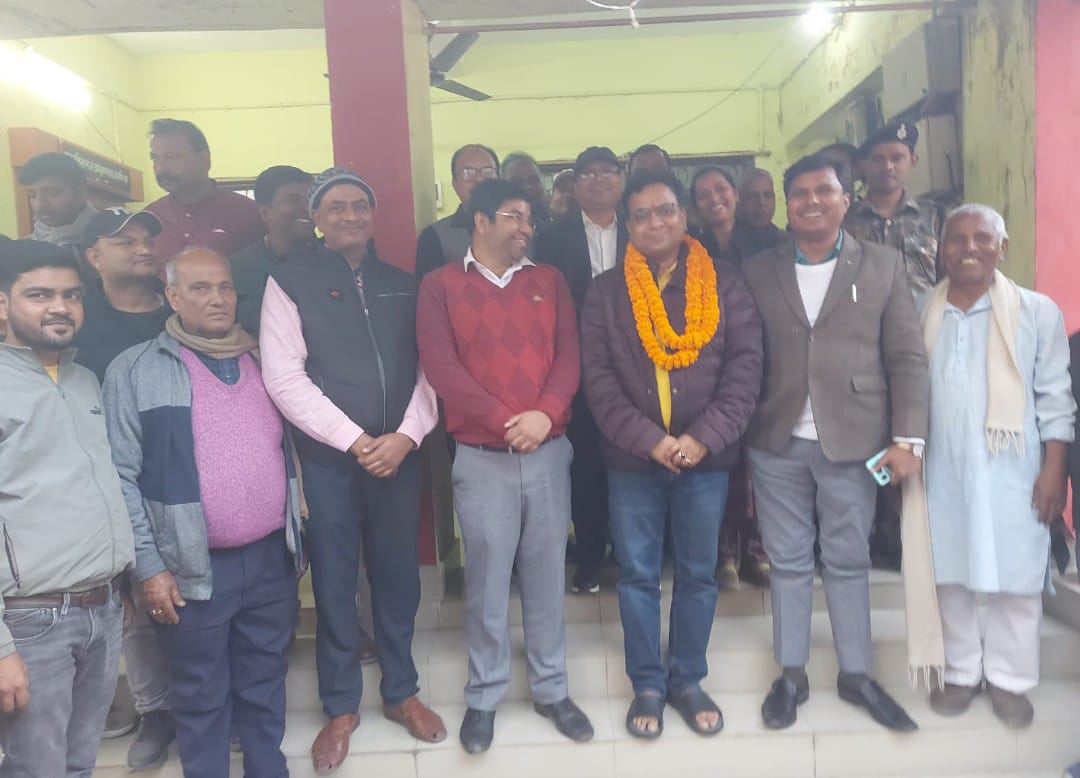 फारबिसगंज में स्थानांतरित एसडीओ को दी गई भावभीनी विदाई