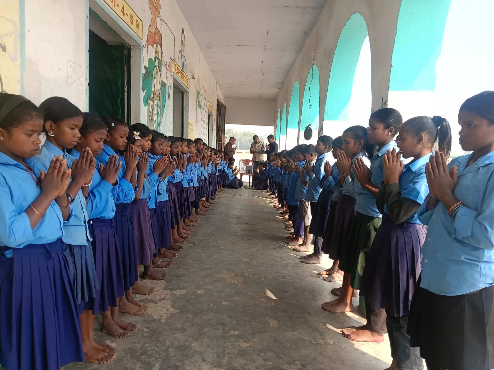 प्राथमिक विद्यालय आदिवासी टोला मधुरा में मनाया गया ‘विश्व आत्मा दिवस’